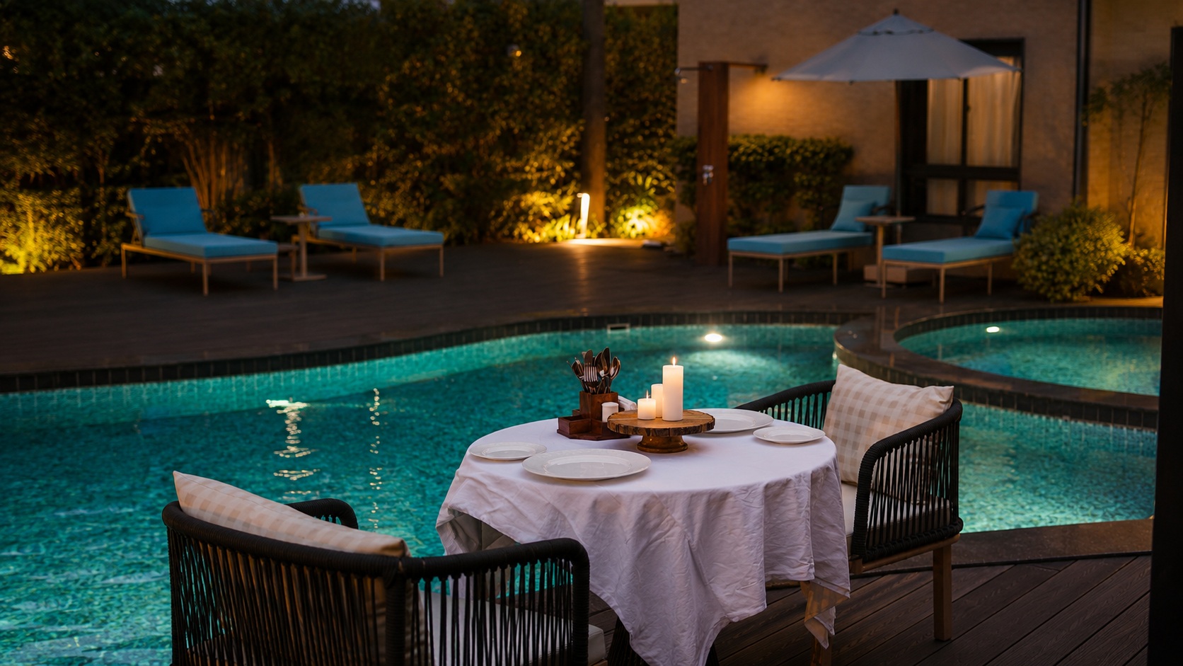 Poolside Bar